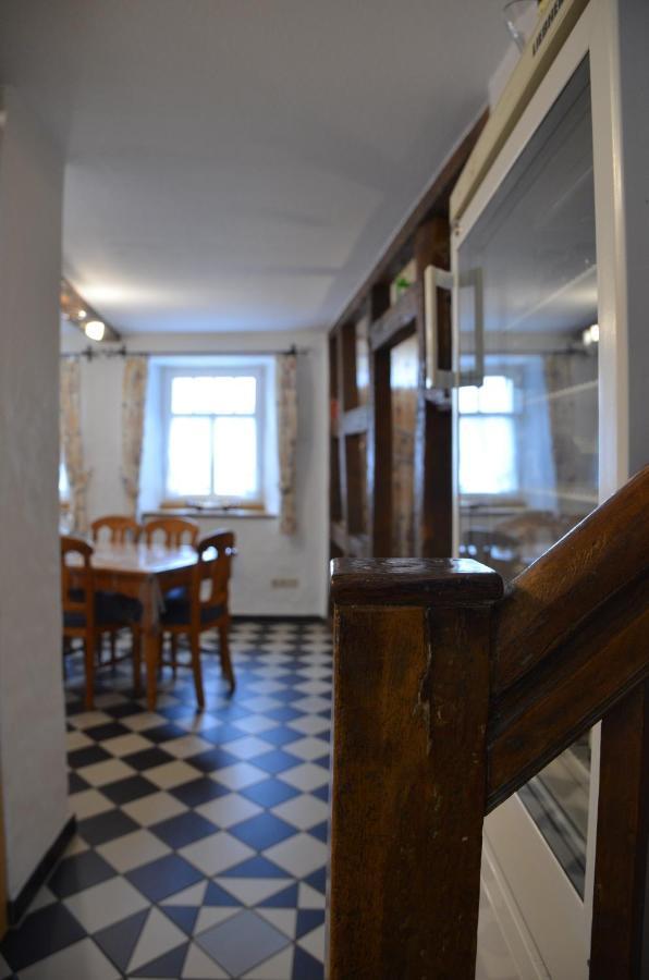 Altes Winzerhaus - Ferienhaus Burgen  Екстер'єр фото